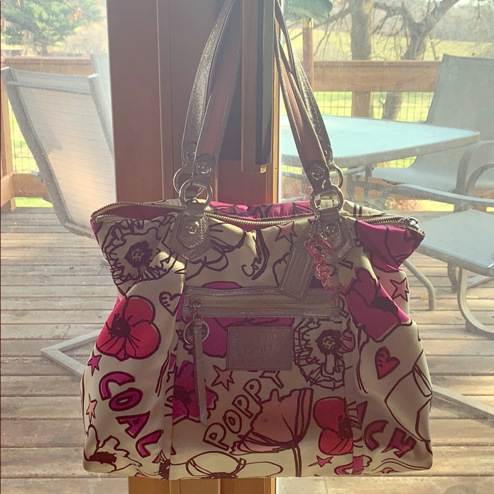 Pretty Coach Poppy Tote